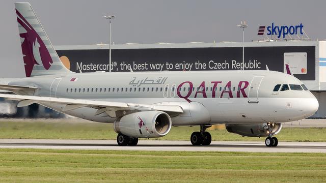 A7-AHP:Airbus A320-200:Qatar Airways